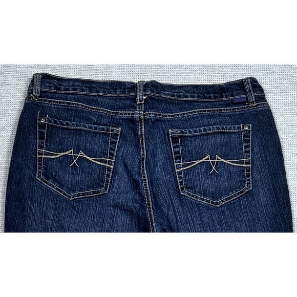 Jeanstar Premium Denim Elle Jeans Womens Size 16P Dark Blue Mid Rise Average - Picture 4 of 13
